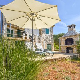 House Oliver Dobropoljana