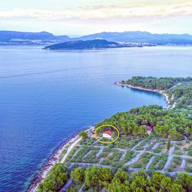 House Nostalgia Slatine