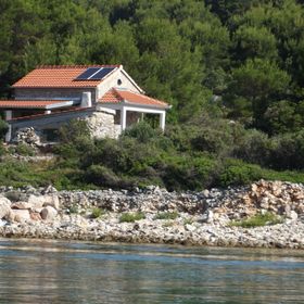 House Majka Marija Tkon