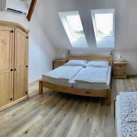 Statek Bezdědice Hostomice