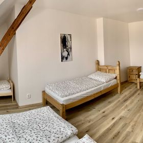 Statek Bezdědice Hostomice