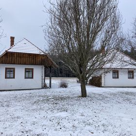 Tölgyfaliget Apartmanházak Csesztreg