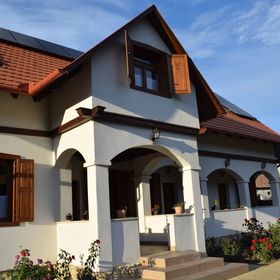 Velo-Pihi Vendégház Tiszabábolna