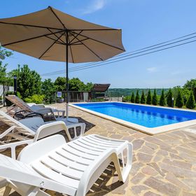 Apartman Potpićan - CIO348