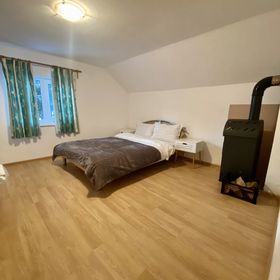 Casa Bunicilor Măgura