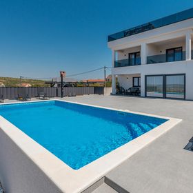 Vendégház Tinj - CDI039