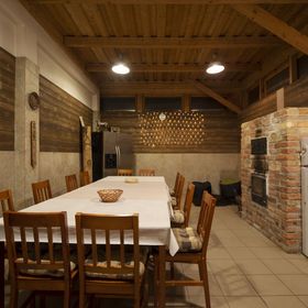 Malomkert Lovarda Szob