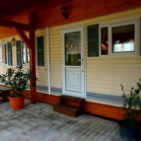 Longi Vendégház Szegilong