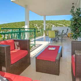 Apartman Vinišće - CDM154