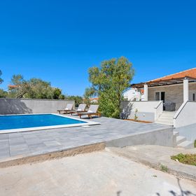 Vendégház Betina - CDJ850