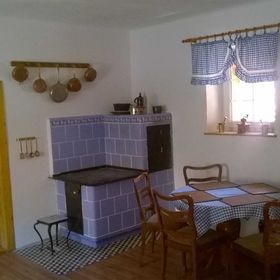 Chalupa u Dalešické přehrady Mohelno