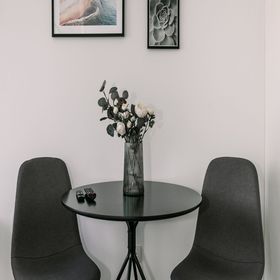 Wood & Black Apartment Győr