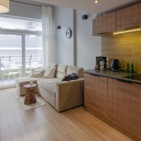 HOLIDAY HOME Apart 013 przy plaży z balkonem