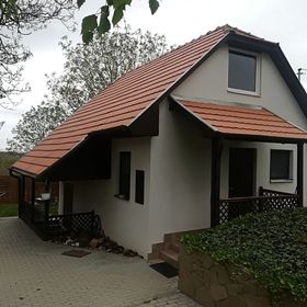 Véndiófa Nyaralóház Balatonszemes