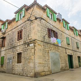 Apartment Tiramola Split