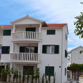 Apartman Dario Srima