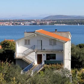 Apartmanok Parkolóhellyel Tkon, Pasman - 9713 Tkon