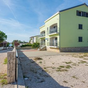 Apartmanok A Tenger Mellett Vir - 18515