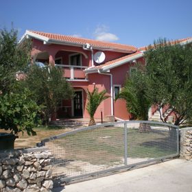 Apartmanok A Tenger Mellett Vir - 18533