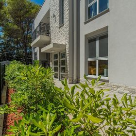 Apartmanok Parkolóhellyel Vir - 18550