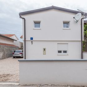 Apartmanok Parkolóhellyel Vir - 18560