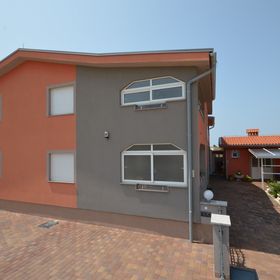Apartmanok Parkolóhellyel Vir - 18562