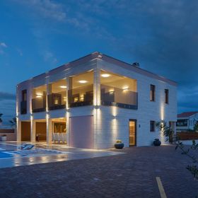 Luxusvilla Medencével Vir - 18568