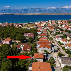 Apartmanok Parkolóhellyel Vir - 18605