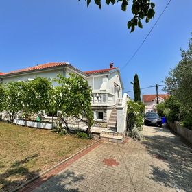 Apartmanok Parkolóhellyel Silo, Krk - 18728 Šilo