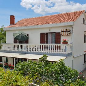 Apartmanok Parkolóhellyel Silo, Krk - 18752 Šilo