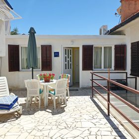 Apartmanok A Tenger Mellett Silo, Krk - 18755 Šilo