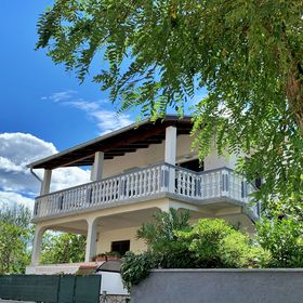 Apartmanok Parkolóhellyel Silo, Krk - 18756 Šilo