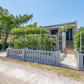 Apartmanok A Tenger Mellett Vir - Kozjak, Vir - 19094 Vir - Kozjak