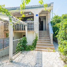 Apartmanok A Tenger Mellett Vir - Kozjak, Vir - 19094 Vir - Kozjak