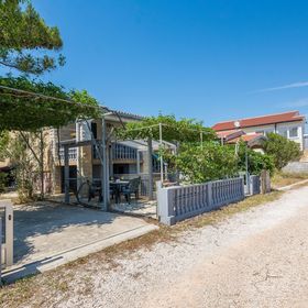 Apartmanok A Tenger Mellett Vir - Kozjak, Vir - 19094 Vir - Kozjak