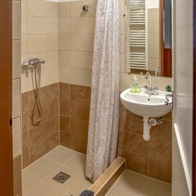 Tartós Szegfű Vendégház Tázlár