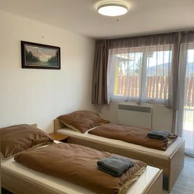 Cserepes Szálláshely Romhány