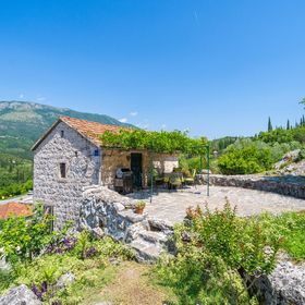 Vendégház Gruda - CDD852