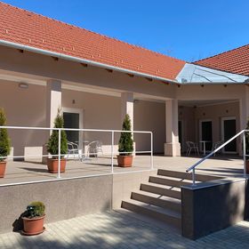 Dóra Vendégház Csongrád