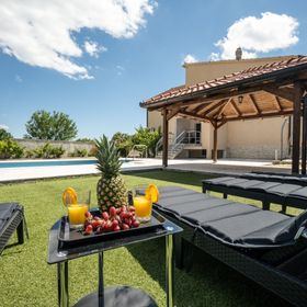 Villa JULIJA Grabovci