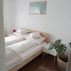 Căsuța din Deal Vaideeni