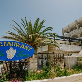 Hotel Vila Tina Arbanija