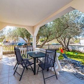 Apartman Gornji Karin - CDI140