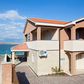 Apartments Vista Vir