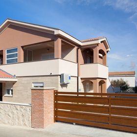 Apartments Vista Vir