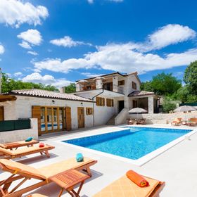 Villa Histra Šumber, Sveta Nedelja