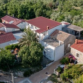 Apartmanok Parkolóhellyel Lopar, Rab - 12327 Lopar