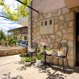 Apartmanok Parkolóhellyel Stari Grad, Hvar - 18458 Stari Grad