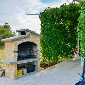 Apartmanok Parkolóhellyel Vir - Pedinka - Vir - Pedinka, Vir - 18577 Vir - Pedinka