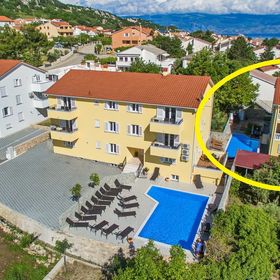 Apartmanok Medencével Baska, Krk - 18733 Baška
